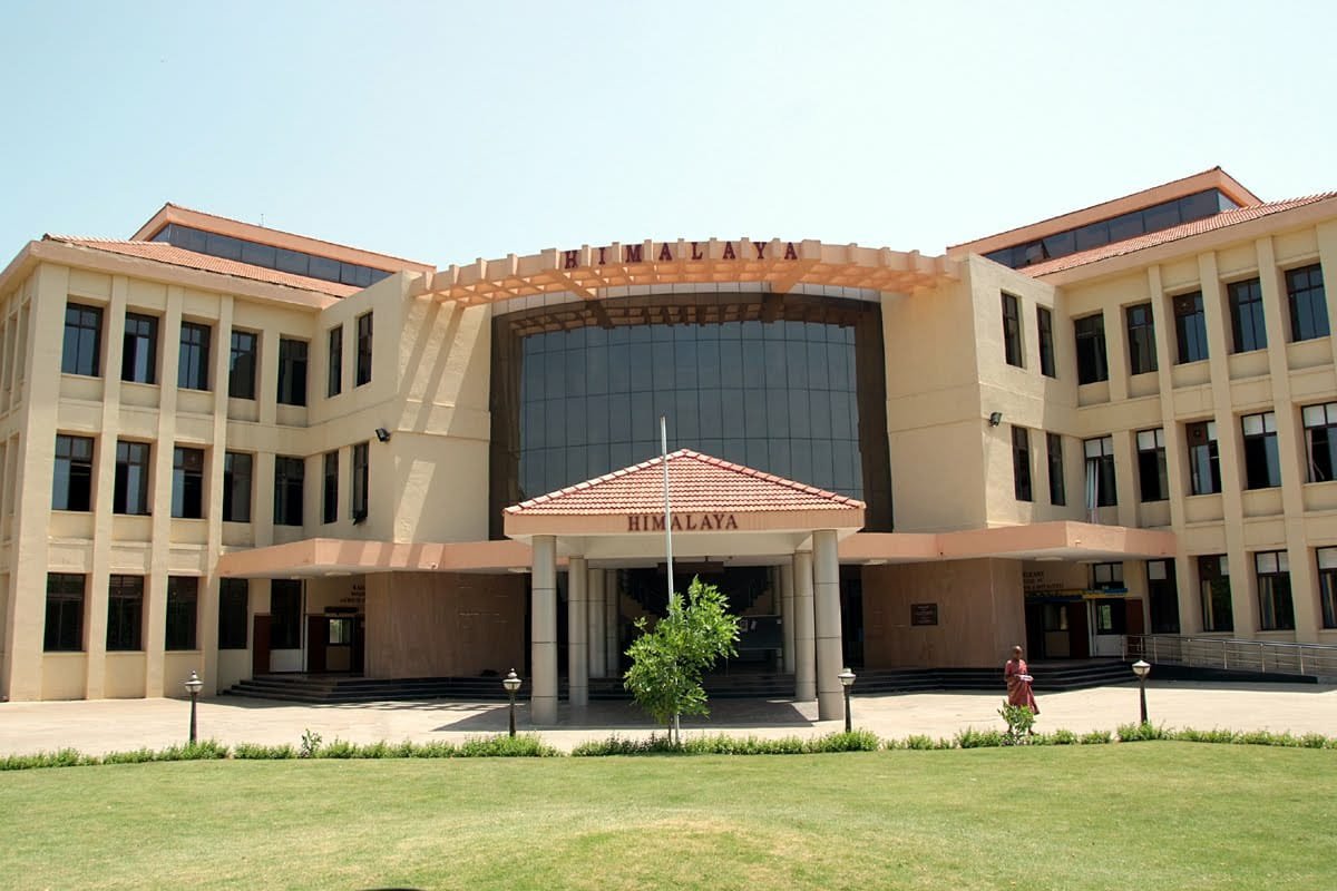 IIT Madras Inviting Applications for Various Vacancies