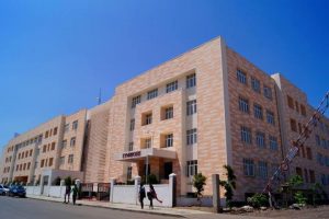 Top 5 Colleges for Law in India