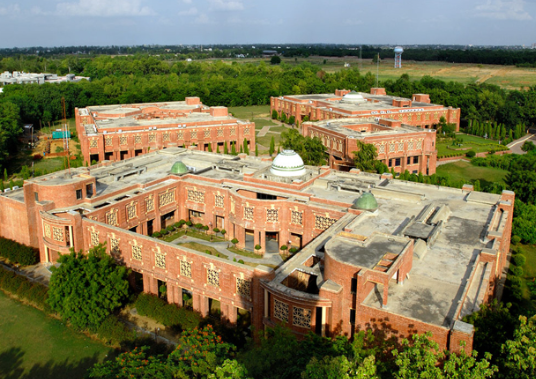 IIM Lucknow offers executive management programme, required info and direct link to apply here