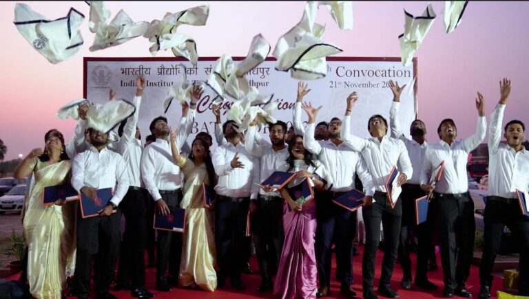 IIT Jodhpur 9th convocation awards over 800 degrees