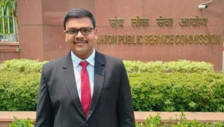 IIT to IAS: Aditya Srivastava's Journey from Engineer to UPSC Topper 2023