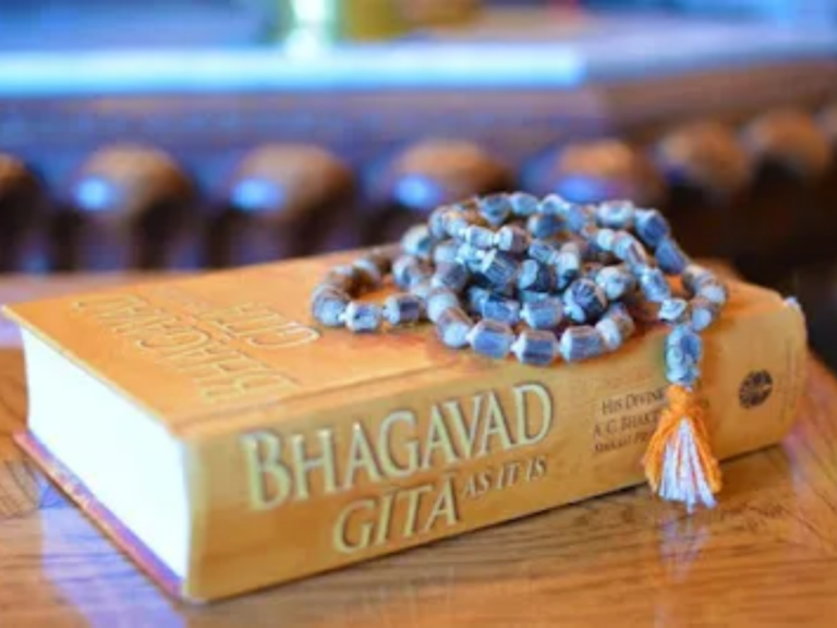 Bhagavad Gita for Students: 10 Shlokas for Strength & Inspiration