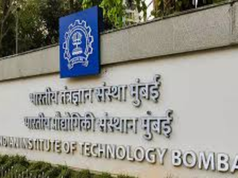 Top IITs Launch Future-Proof Courses : New Tech-Savvy Courses in 2024