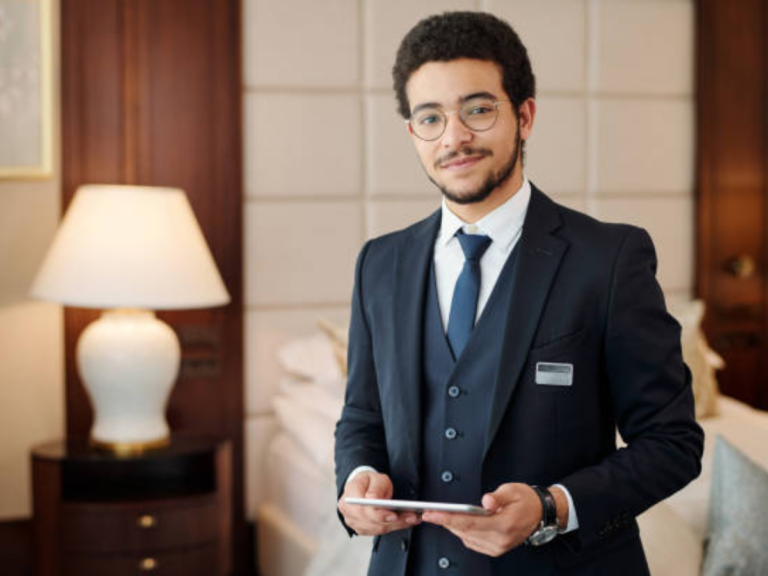 Top 5 Hotel Management Scholarships in India: Invest in Your Future