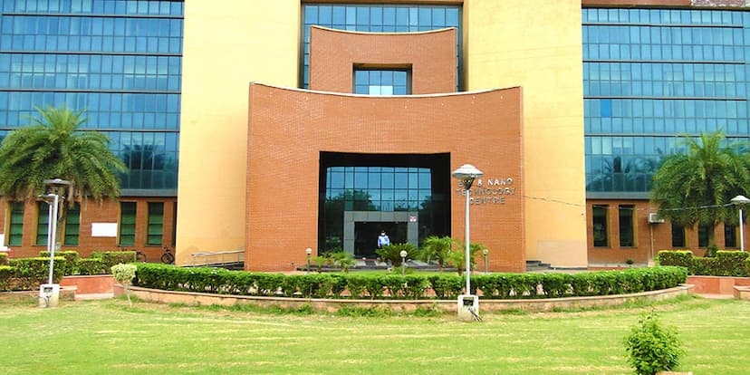Top 20 colleges for MSc Economics in India