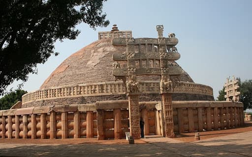 Archaeology course in India