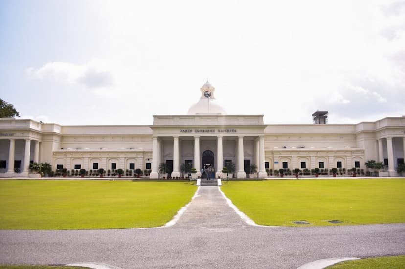 Indian Institute of Technology Roorkee (IIT Roorkee)