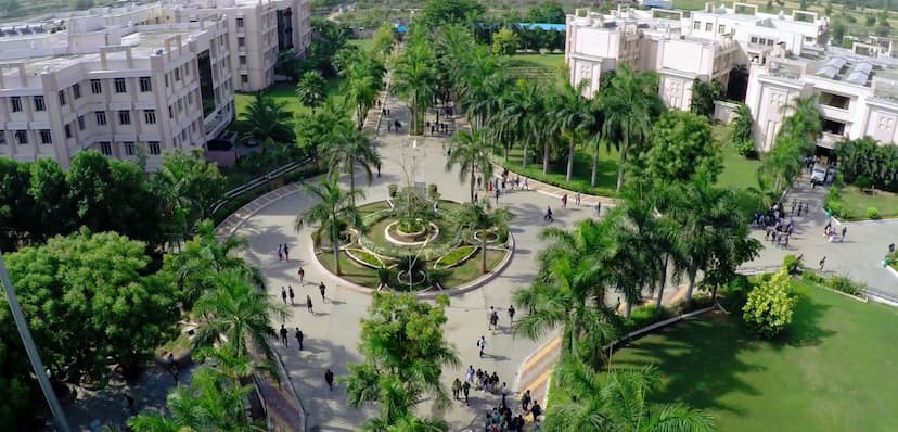 Top 20 BBA Colleges in Gujarat