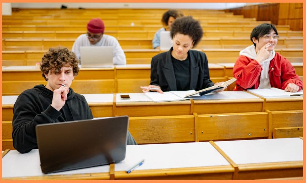 Top 20 Government Colleges in Andhra Pradesh Top 20 Government Colleges in Andhra Pradesh