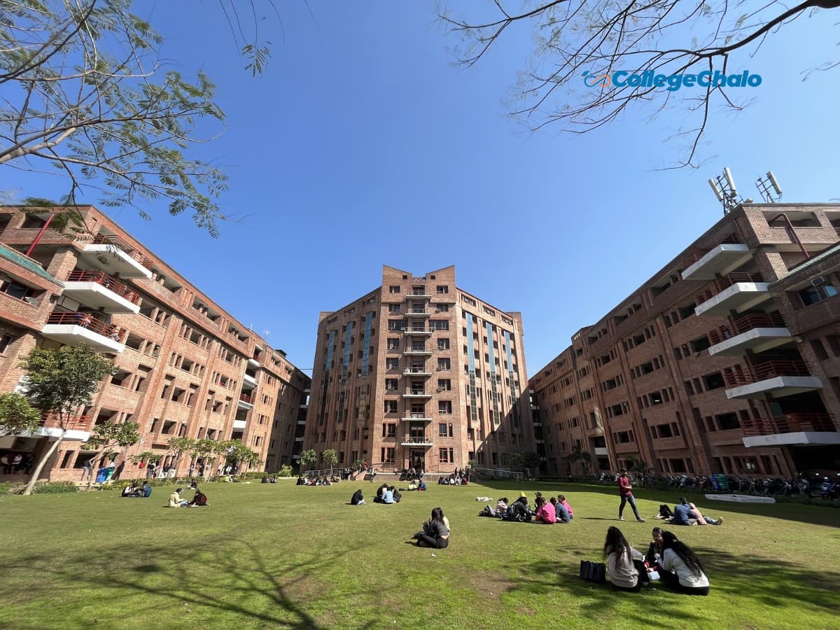 Top 20 BCA Colleges in Delhi NCR Top 20 BCA Colleges in Delhi NCR