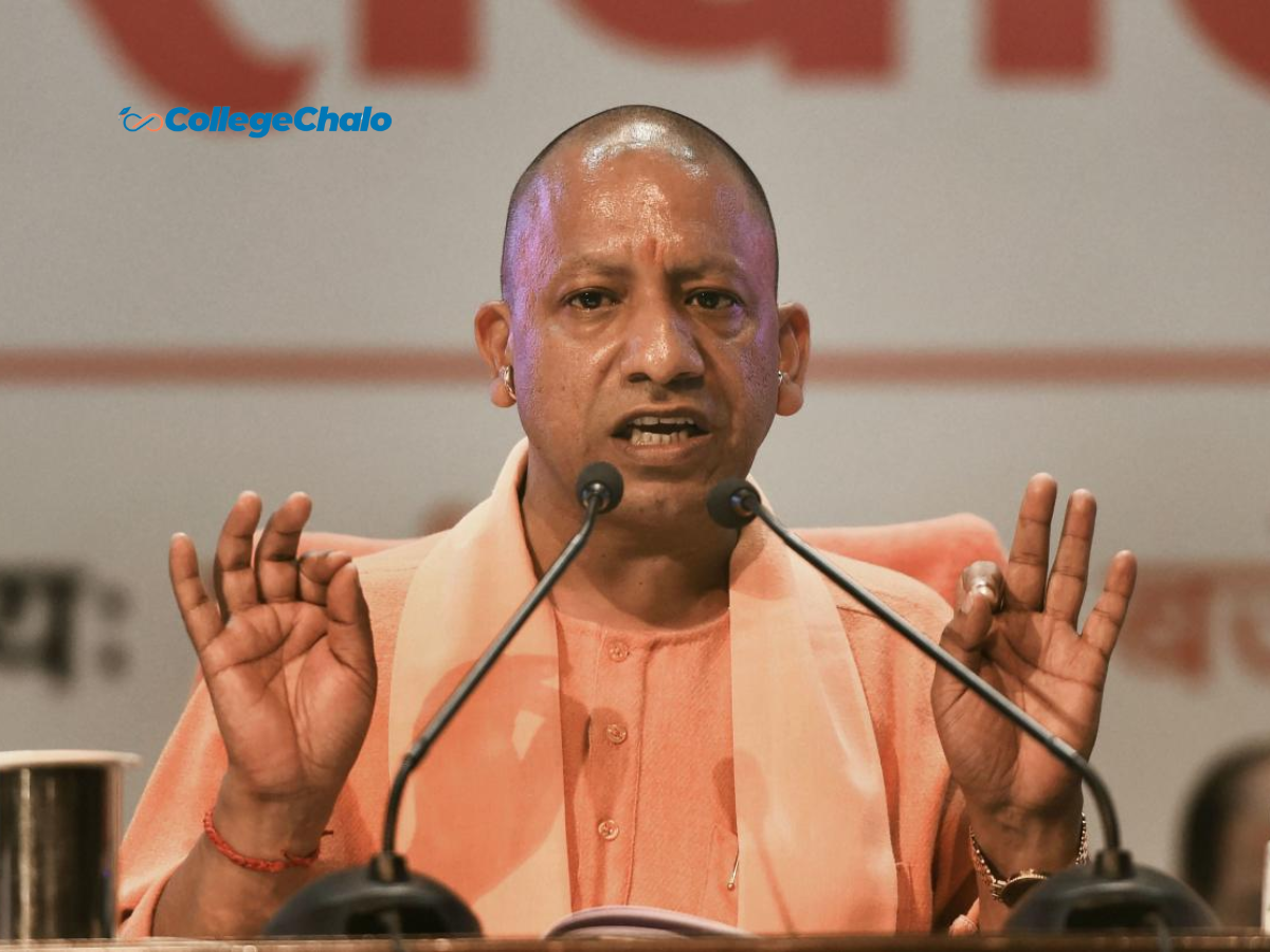 UP Government to Recruit 1 Lakh Youth in Police Over the Next Two Years: Yogi Adityanath UP Government to Recruit 1 Lakh Youth in Police Over the Next Two Years: Yogi Adityanath