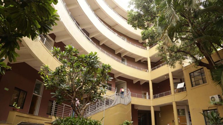 Top 20 Colleges For MBA In Mumbai Latest List 2023 - College Chalo