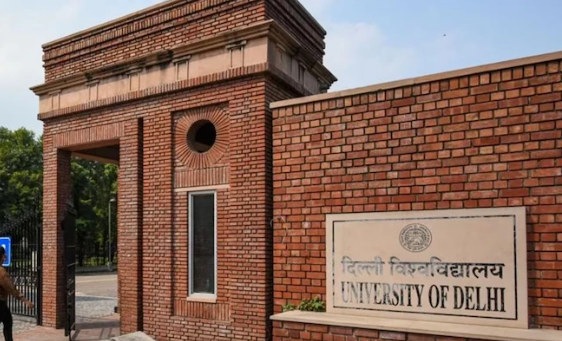 Know Top Delhi University Colleges That Are Nirf High Scorers