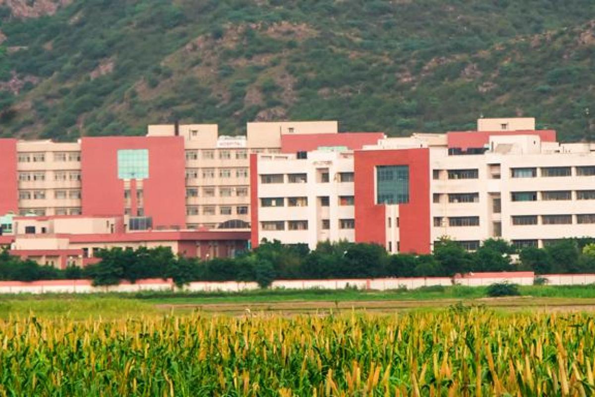 Top 20 Mbbs Colleges In Delhi Ncr 3