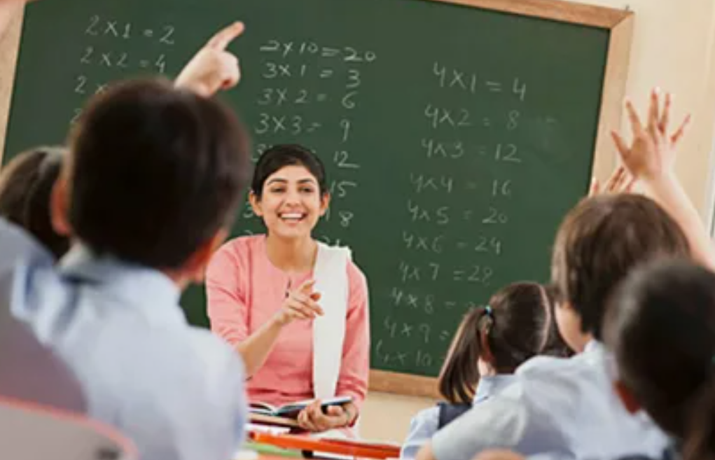 Top 10 Secrets to Becoming a Best and Effective Teacher